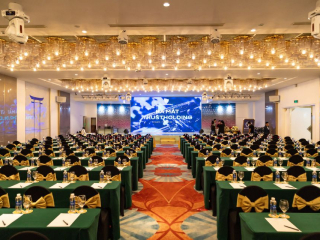 TỔ CHỨC HỘI NGHỊ KHÁCH HÀNG