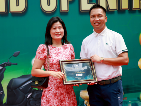 Khai trương sân gofl Hoàng Mai