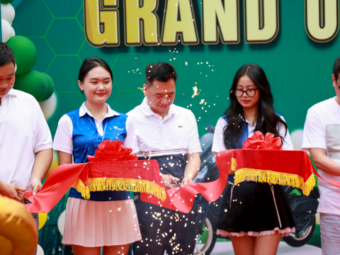 Khai trương sân gofl Hoàng Mai