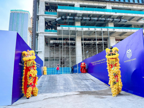 Lễ cất nóc toà nhà phức hợp Marina Central