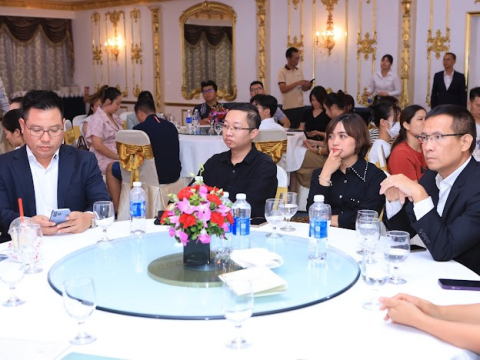 Đối tác quảng cáo chiến dịch ra mắt sản phẩm làm đẹp,chăm sóc sức khoẻ