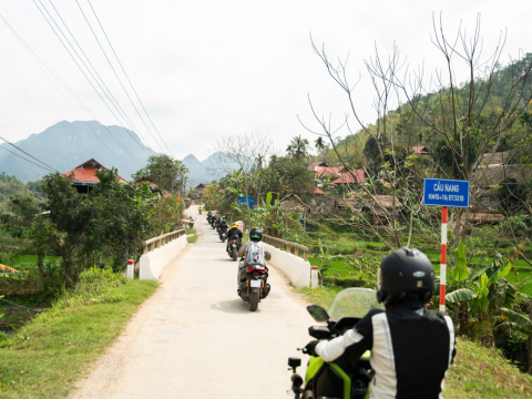 Sự kiện chạy thử xe XMAX Day Ride 2025 - YAMAHA REVZONE
