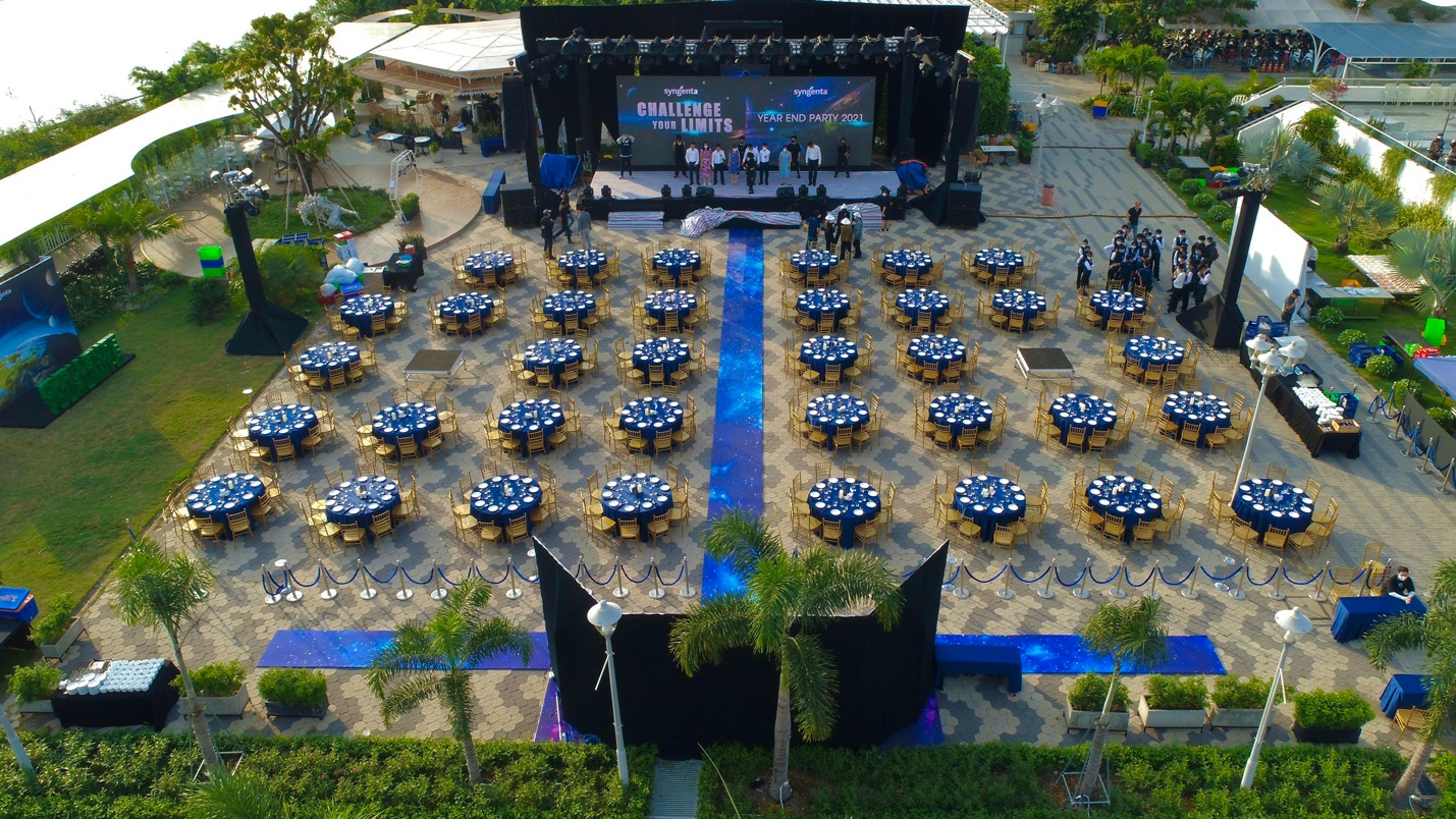 CHO THUÊ BÀN GHẾ