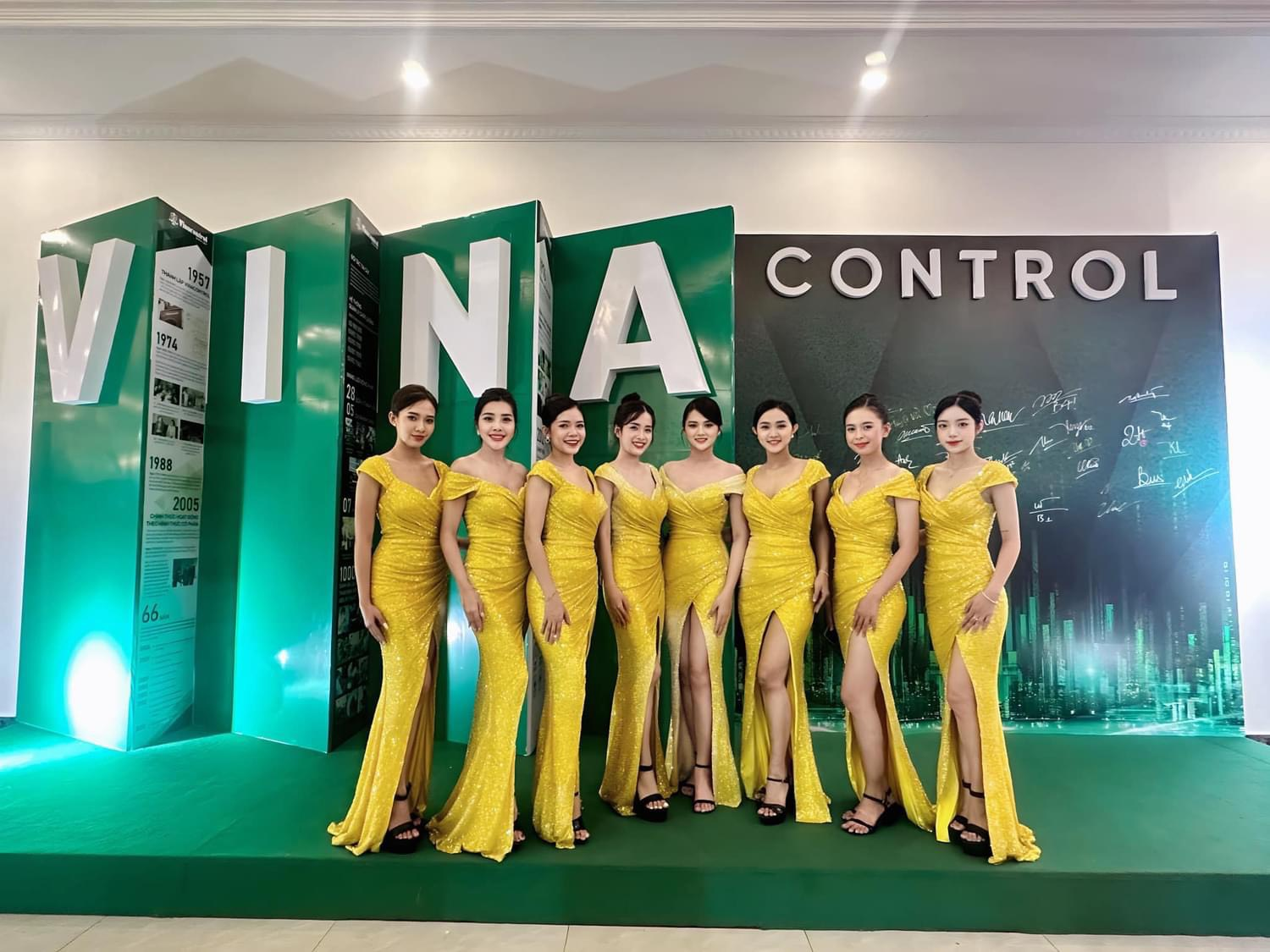 TỔ CHỨC TIỆC TẤT NIÊN YEAR END PARTY