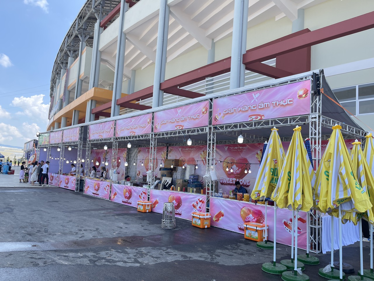 GIAN HÀNG HỘI CHỢ